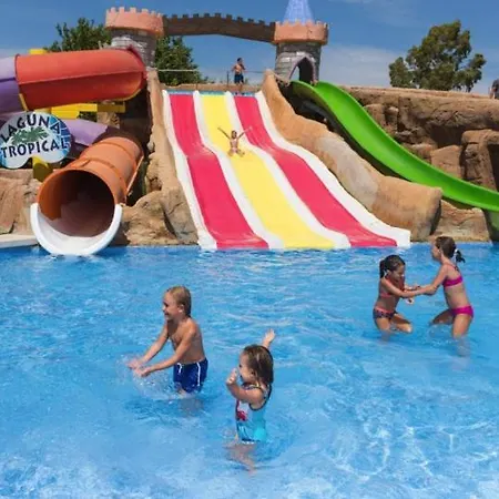 Benal Cozy With A Water Park. Apartment Benalmadena
